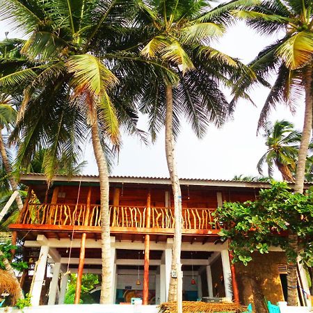 Reggae Zone Beach Resort Tangalle Kültér fotó