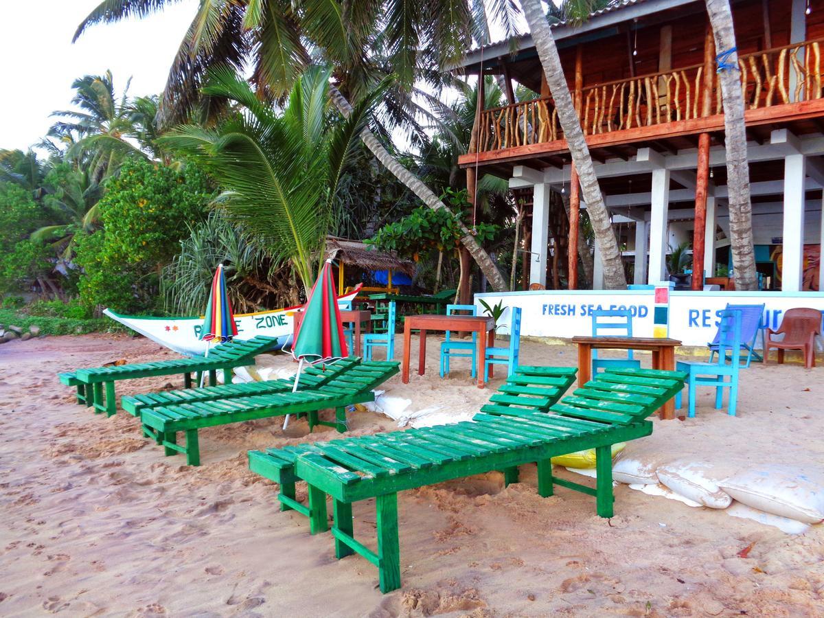 Reggae Zone Beach Resort Tangalle Kültér fotó